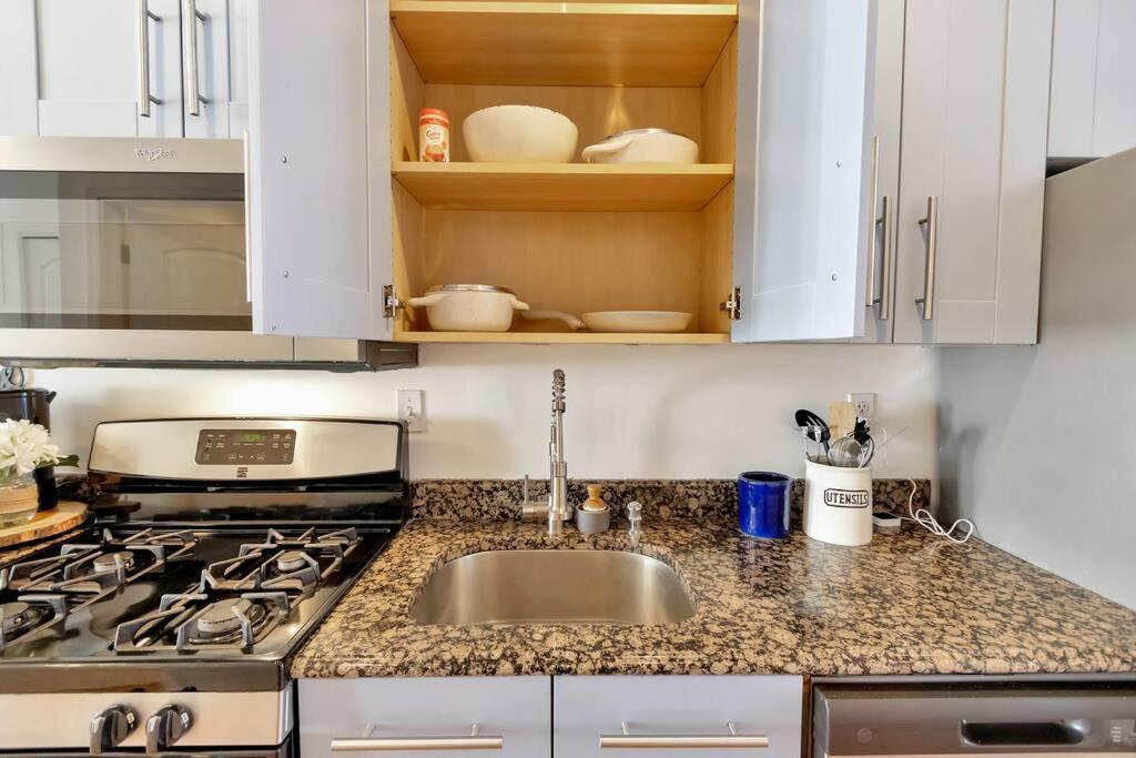 Dc A Lovely Urban Oasis Condo Washington Exterior foto